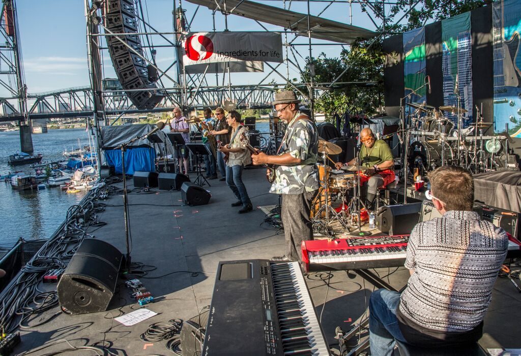Jaomies Jazz Band at the Portland Waterfront Blues Fest (Photo courtesy of the great Marilyn Stringer)