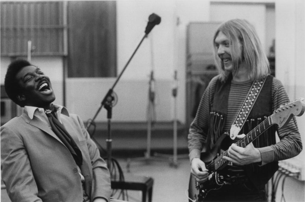 What Guitars Did Duane Allman Play? – American Blues Scene