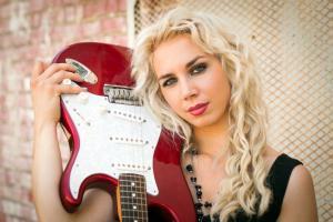 Vanja Sky feature press_photo_4_by_Lisa_Gray