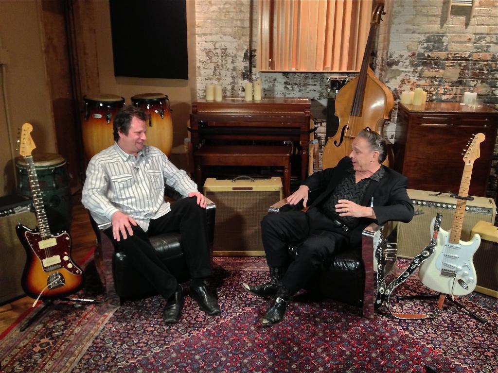 Dave interviewing Jimmie Vaughan at the Evanston SPACE studios.