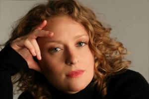 Alice Howe feature by Jim Shea