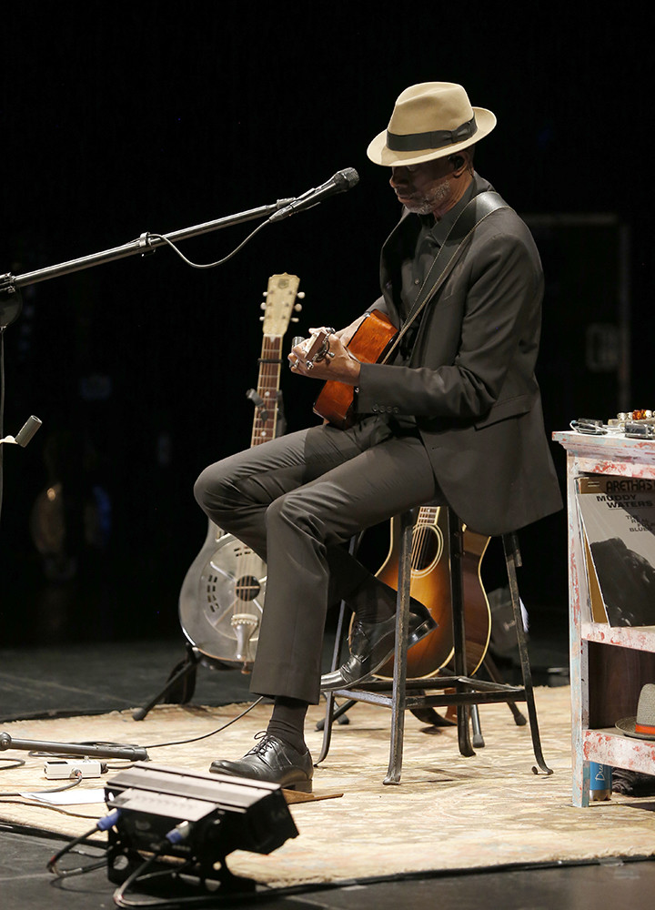 Keb Mo Side