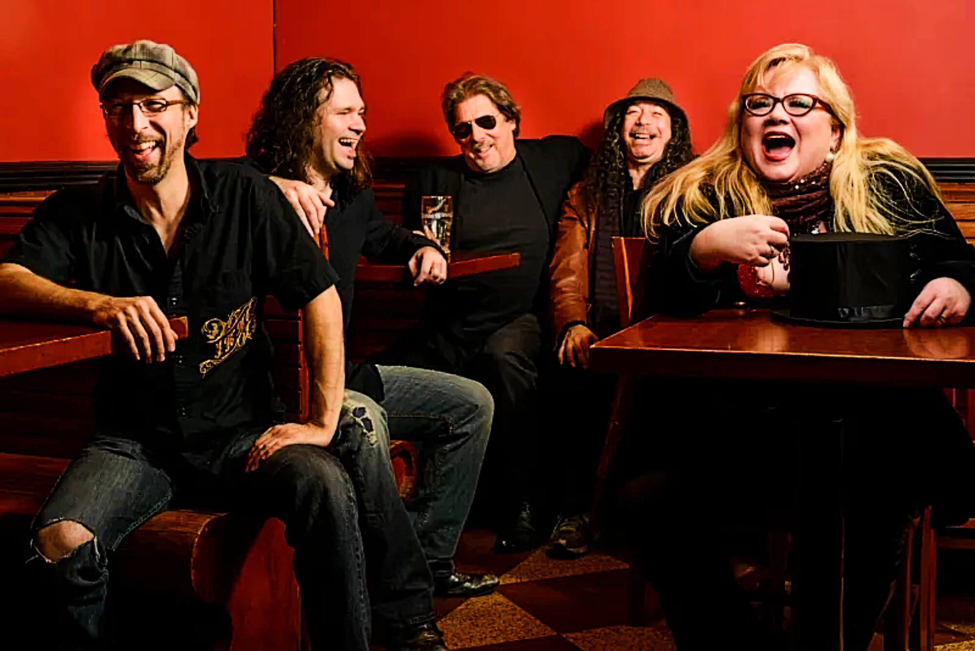 College Human Portuguese Halley DeVestern Band To Release Live Album 'Money Ain't Time' – American Blues Scene College Human Portuguese Halley DeVestern Band To Release Live Album 'Money Ain't Time' – American Blues Scene