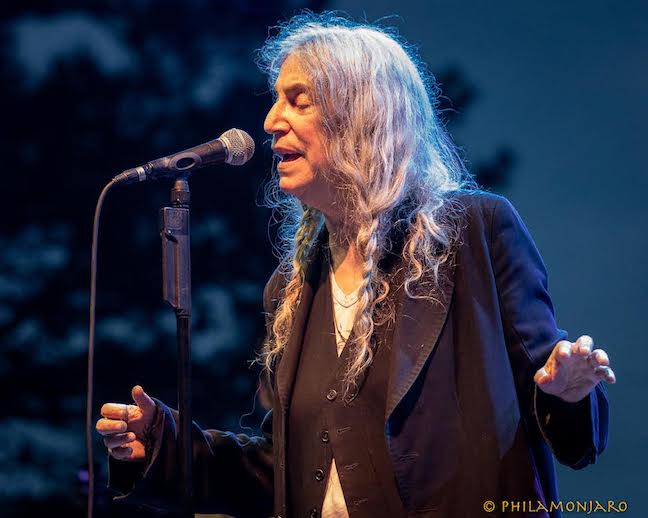 patti smith group tour