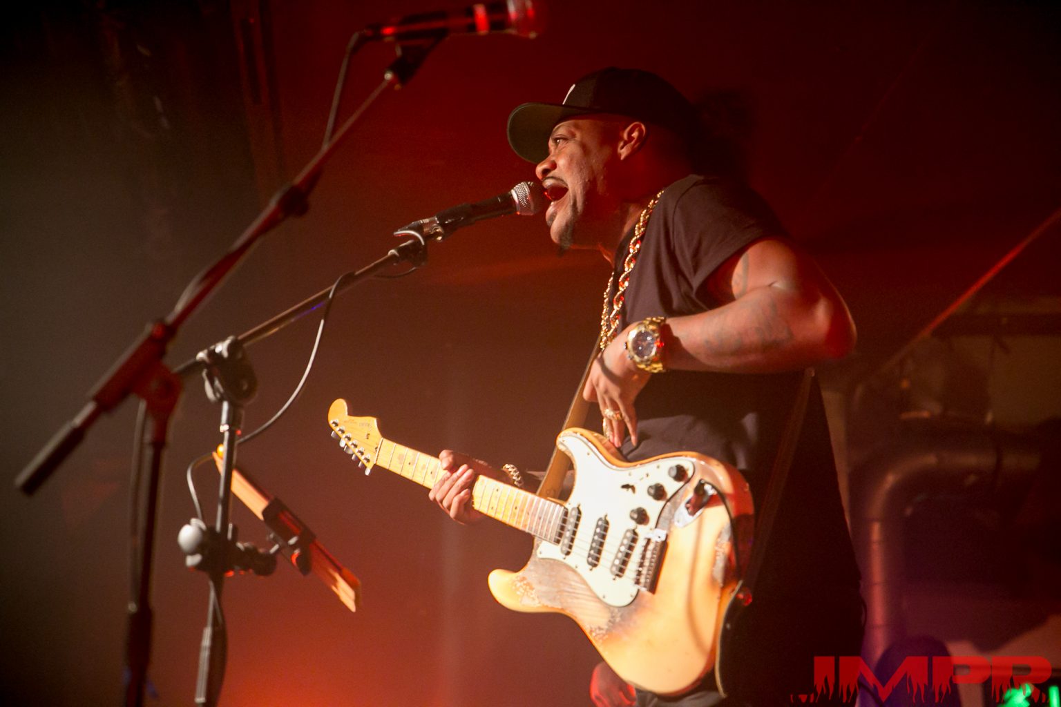 Concert Review: Transatlantic Clash Of Guitar Titans Eric Gales And Danny Bryant