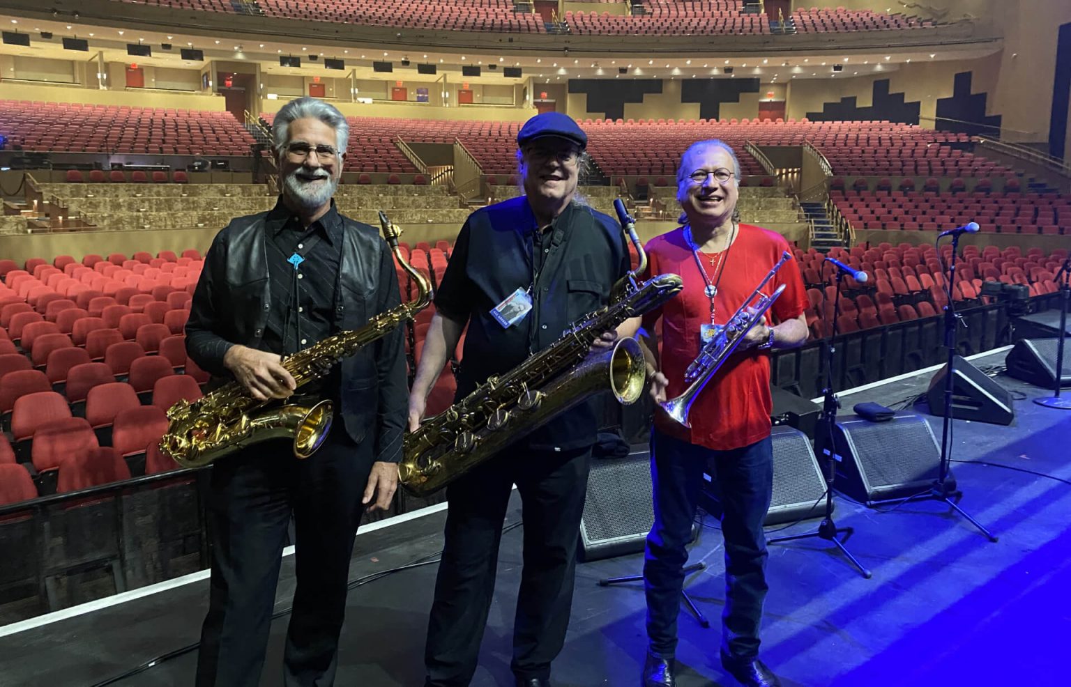 World Premiere Video – ‘Everybody Let’s Roll’ by The Texas Horns ft. Carolyn Wonderland