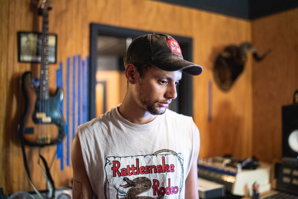 Exclusive: Brett Benton Premieres Country Blues Title Track ‘Southern Raised’