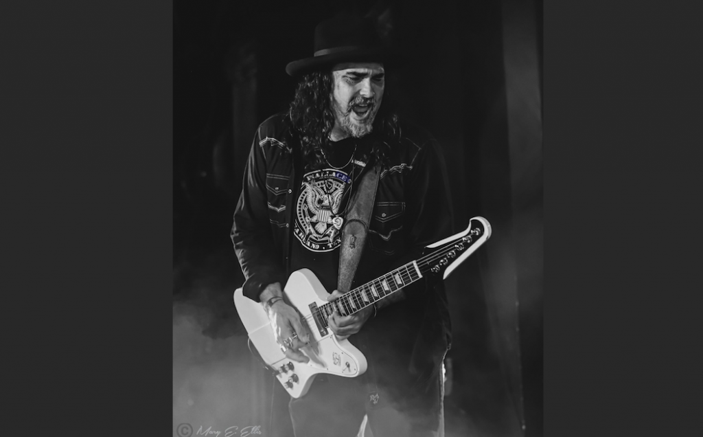 Alastair Greene Pays Homage to Peter Green with Rendition of Fleetwood Mac’s ‘If You Be My Baby’