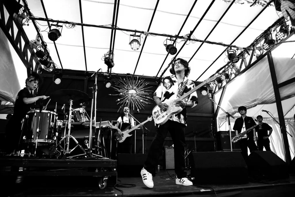 Singer-Songwriter/Guitarist DURAN’s ’30 Scratchy Backroad Blues’ is a Genuine Gem