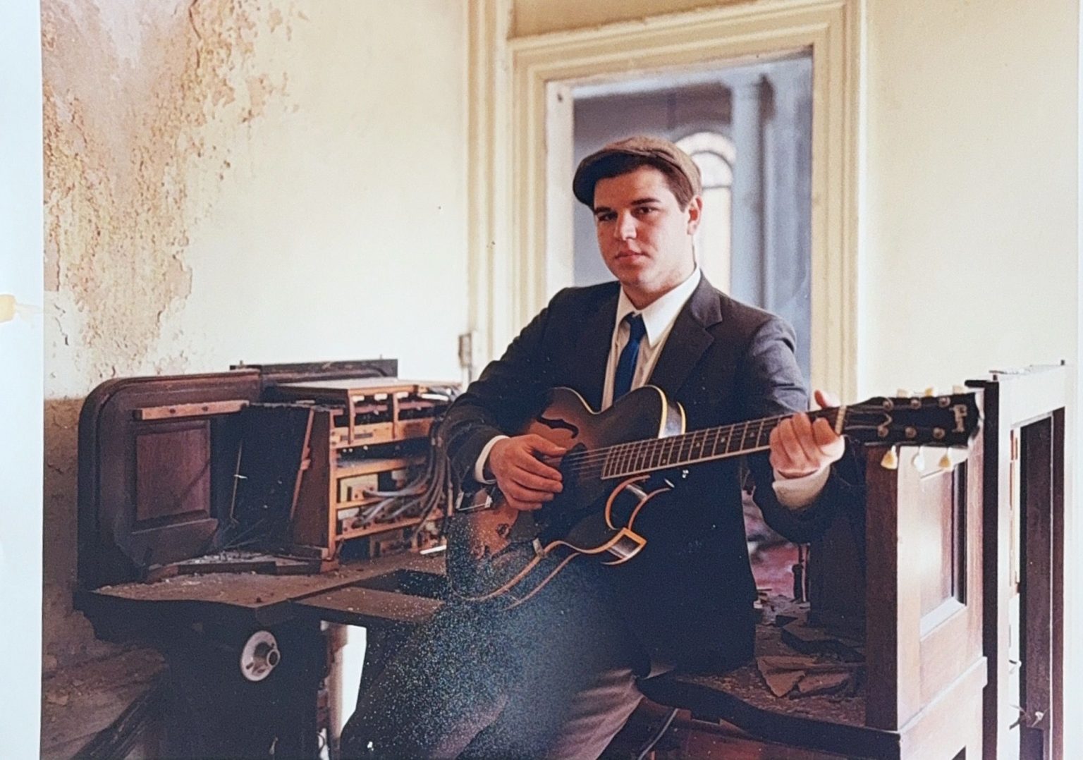 Exclusive Premiere: Eli Paperboy Reed Revisits His Roots-Driven Blues Debut with ‘You’re Gonna Make Me Cry’