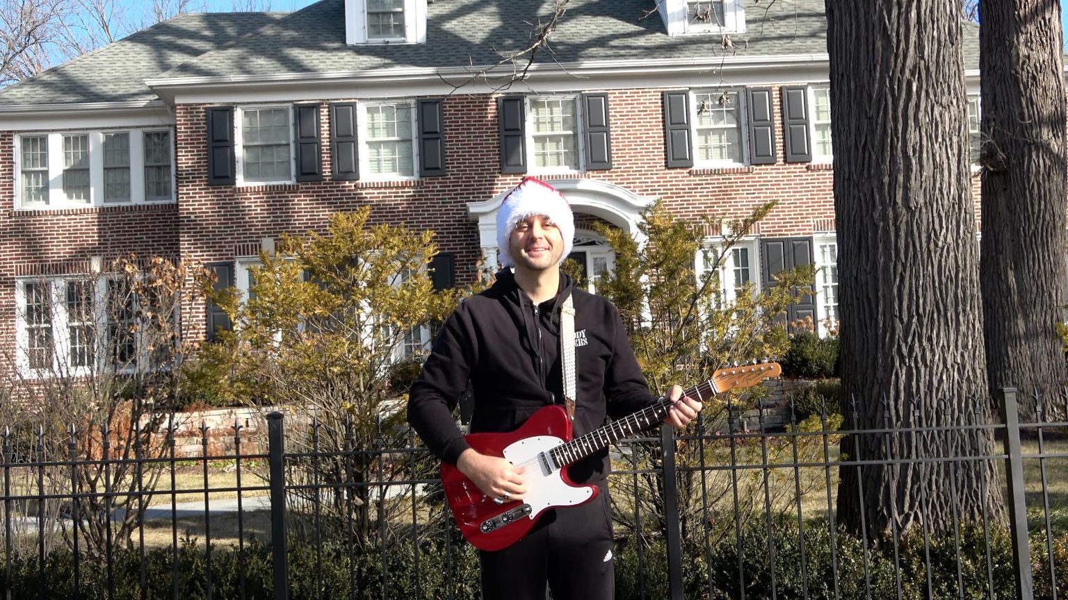 Explore Holiday Pop-Up Bars Nationwide with ABS Writer Brant Buckley