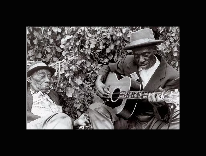 Mississippi John Hurt and the 1960s Folk Revival: Management Challenges Revisited in a 2018 Dick Waterman Retrospective